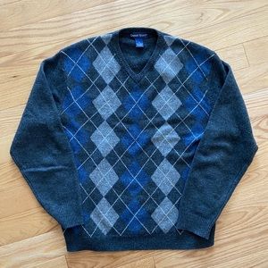 Men’s V-Neck Wool Sweater
